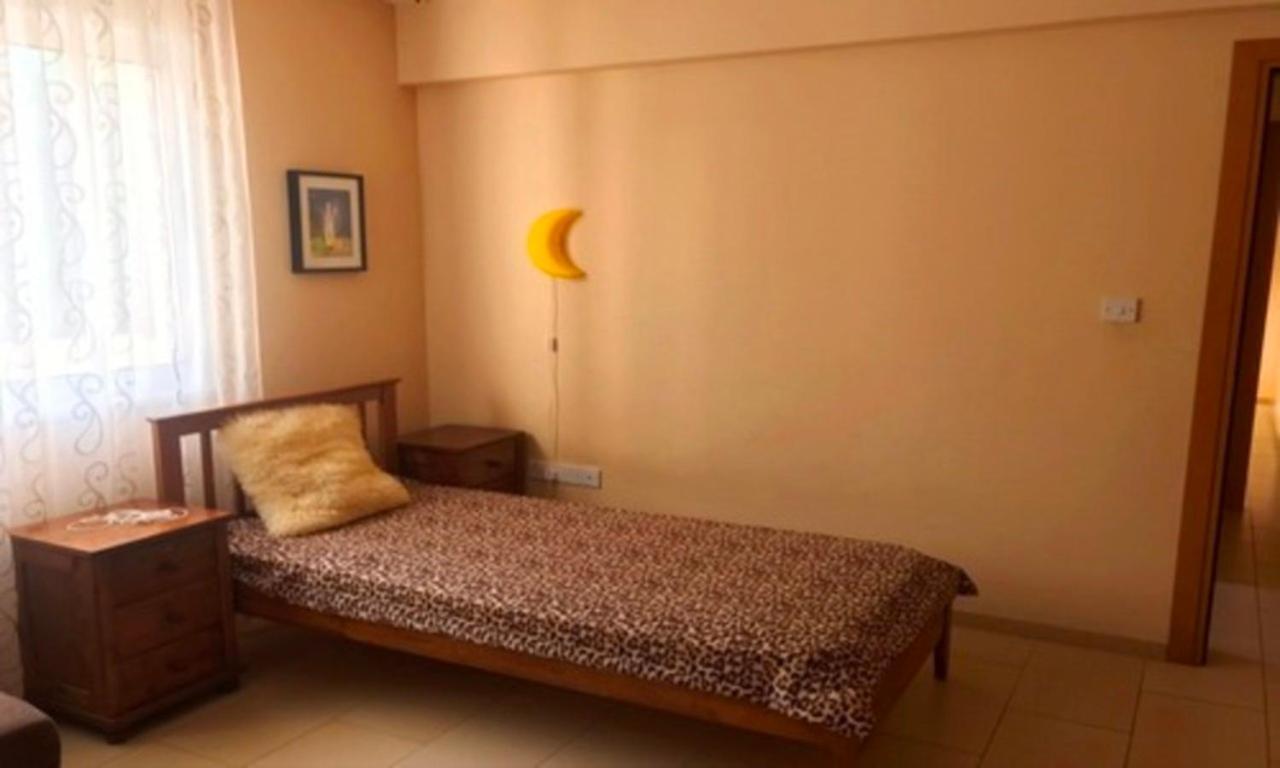 Apartment 2 Bedroom With Private Garden, Walk To Nissi Beach, Communal Swimming Pool Ayia Napa