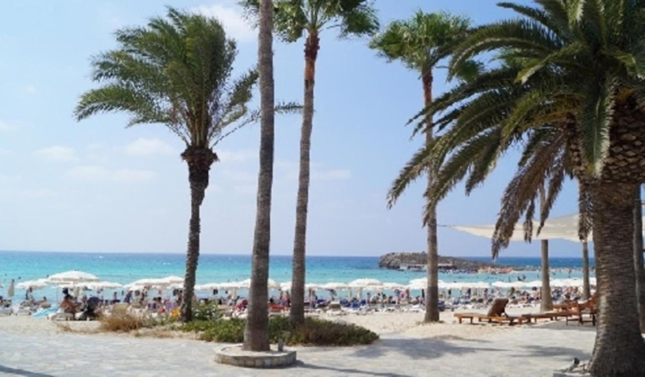 Apartment 2 Bedroom With Private Garden, Walk To Nissi Beach, Communal Swimming Pool Ayia Napa