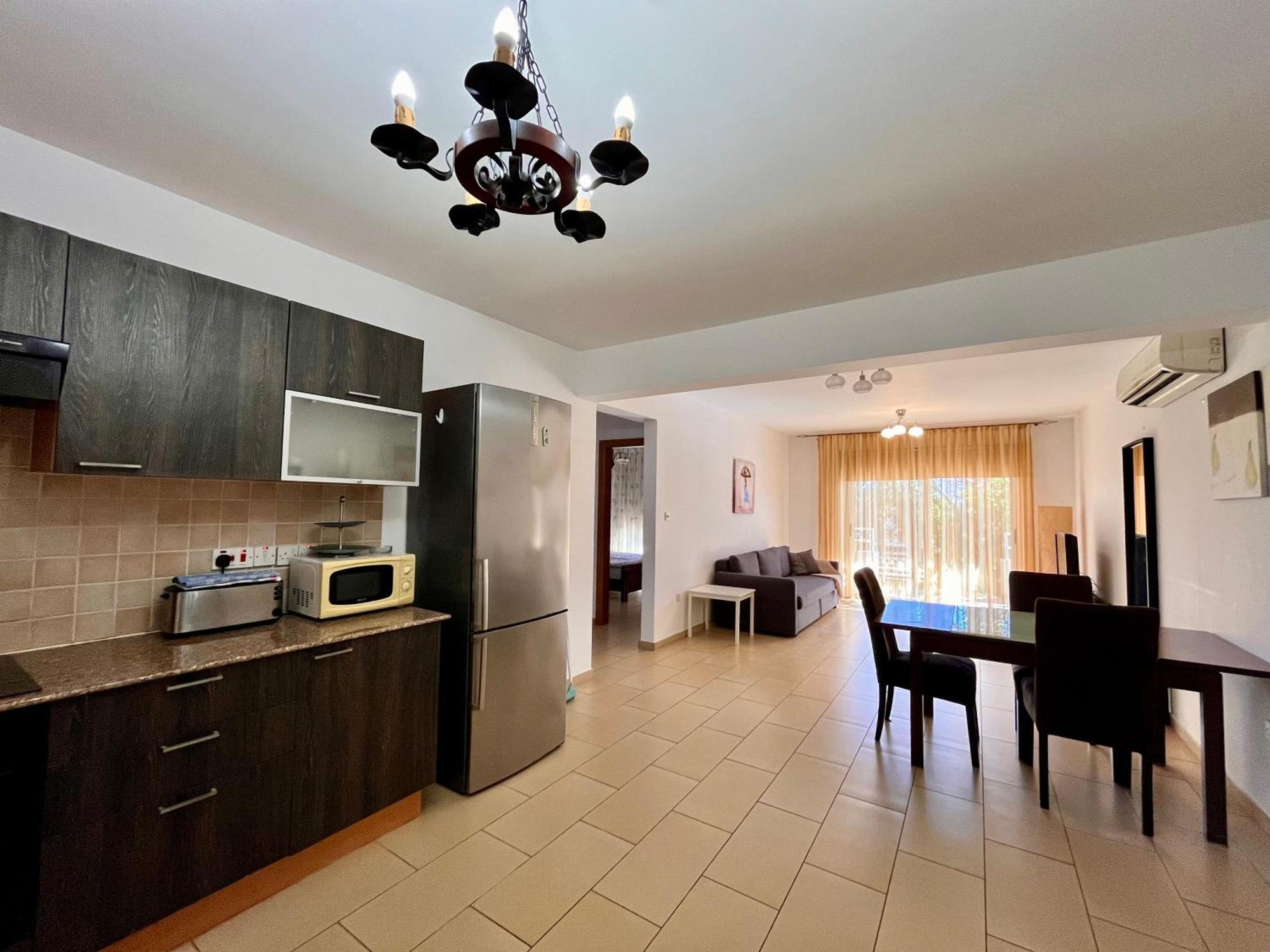 2 Bedroom With Private Garden, Walk To Nissi Beach, Communal Swimming Pool Ayia Napa