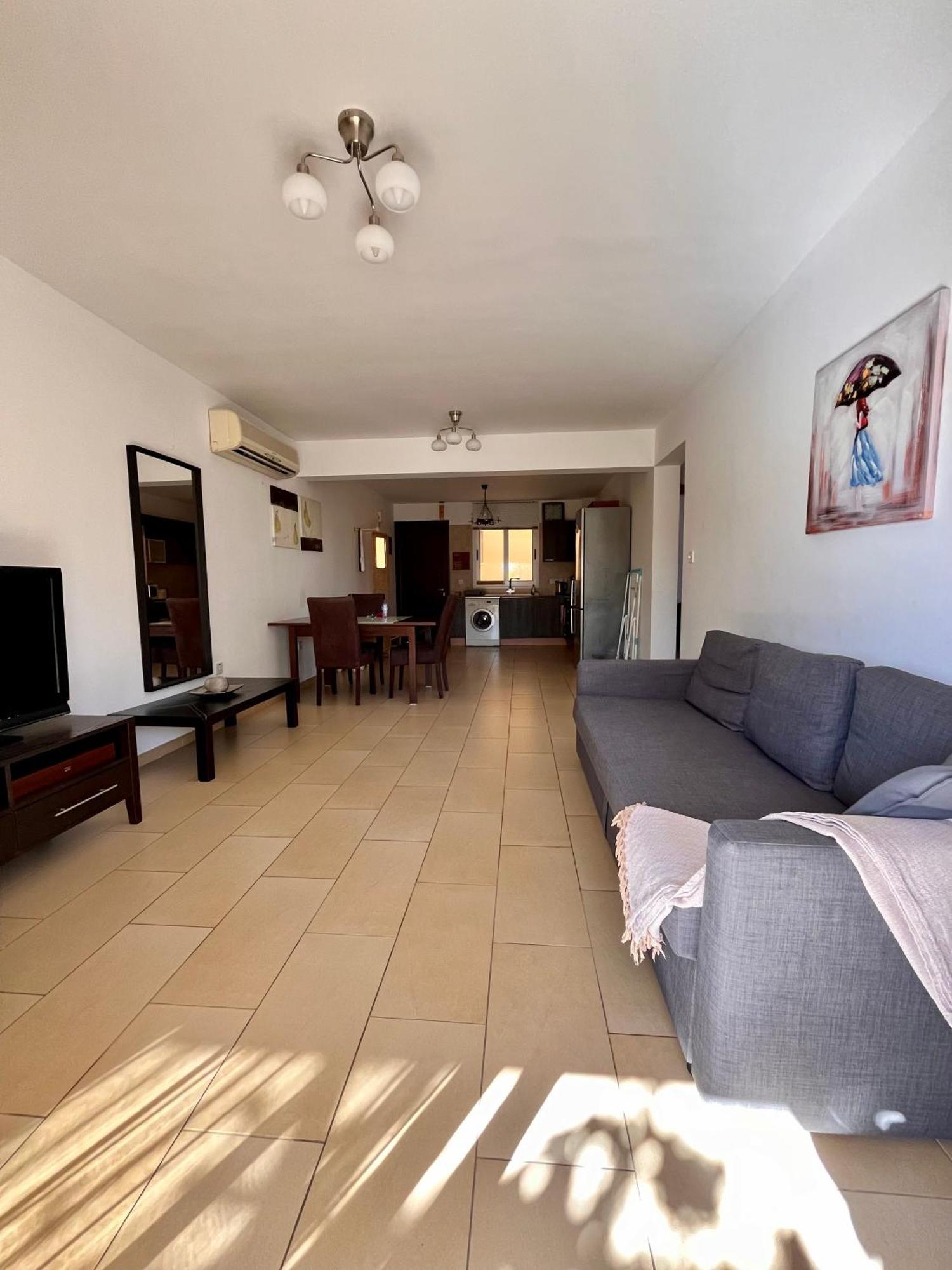 2 Bedroom With Private Garden, Walk To Nissi Beach, Communal Swimming Pool